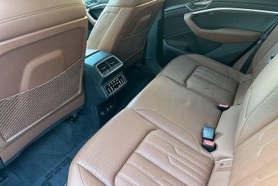 2024 Audi Q8 e-tron Prestige