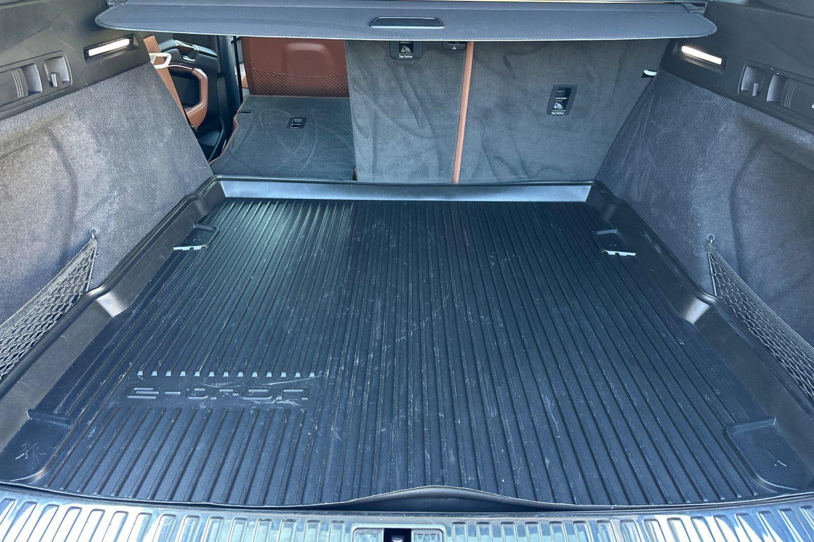 2024 Audi Q8 e-tron Prestige