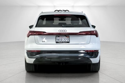 2024 Audi Q8 e-tron Prestige