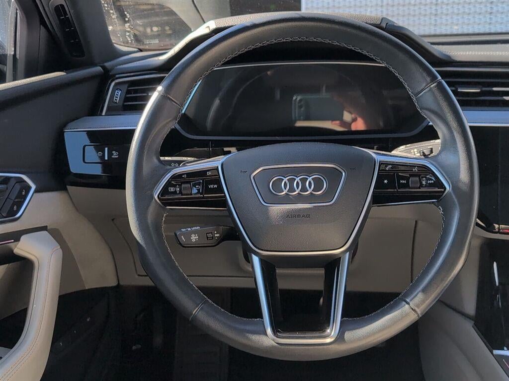 2024 Audi Q8 e-tron Prestige