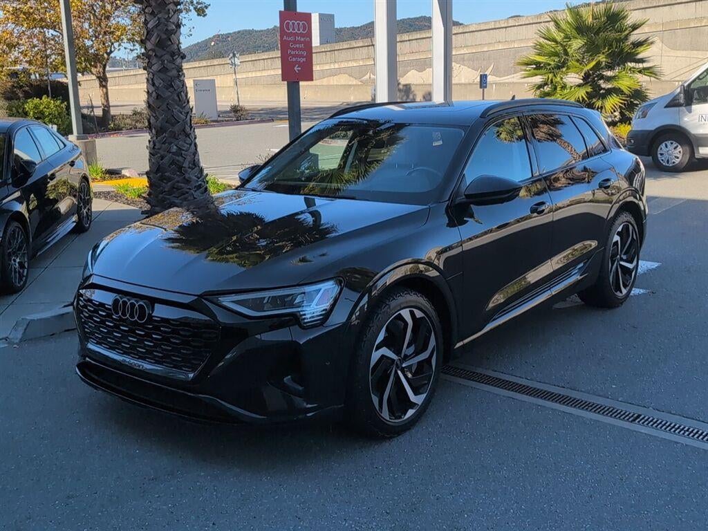 2024 Audi Q8 e-tron Prestige