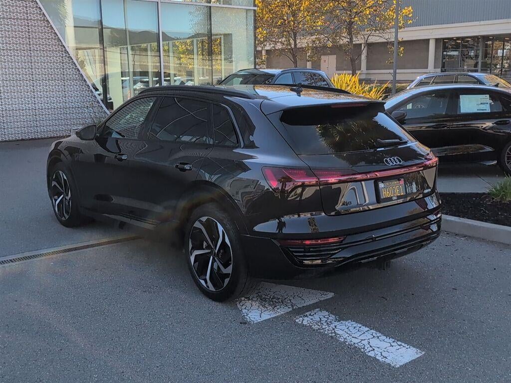 2024 Audi Q8 e-tron Prestige