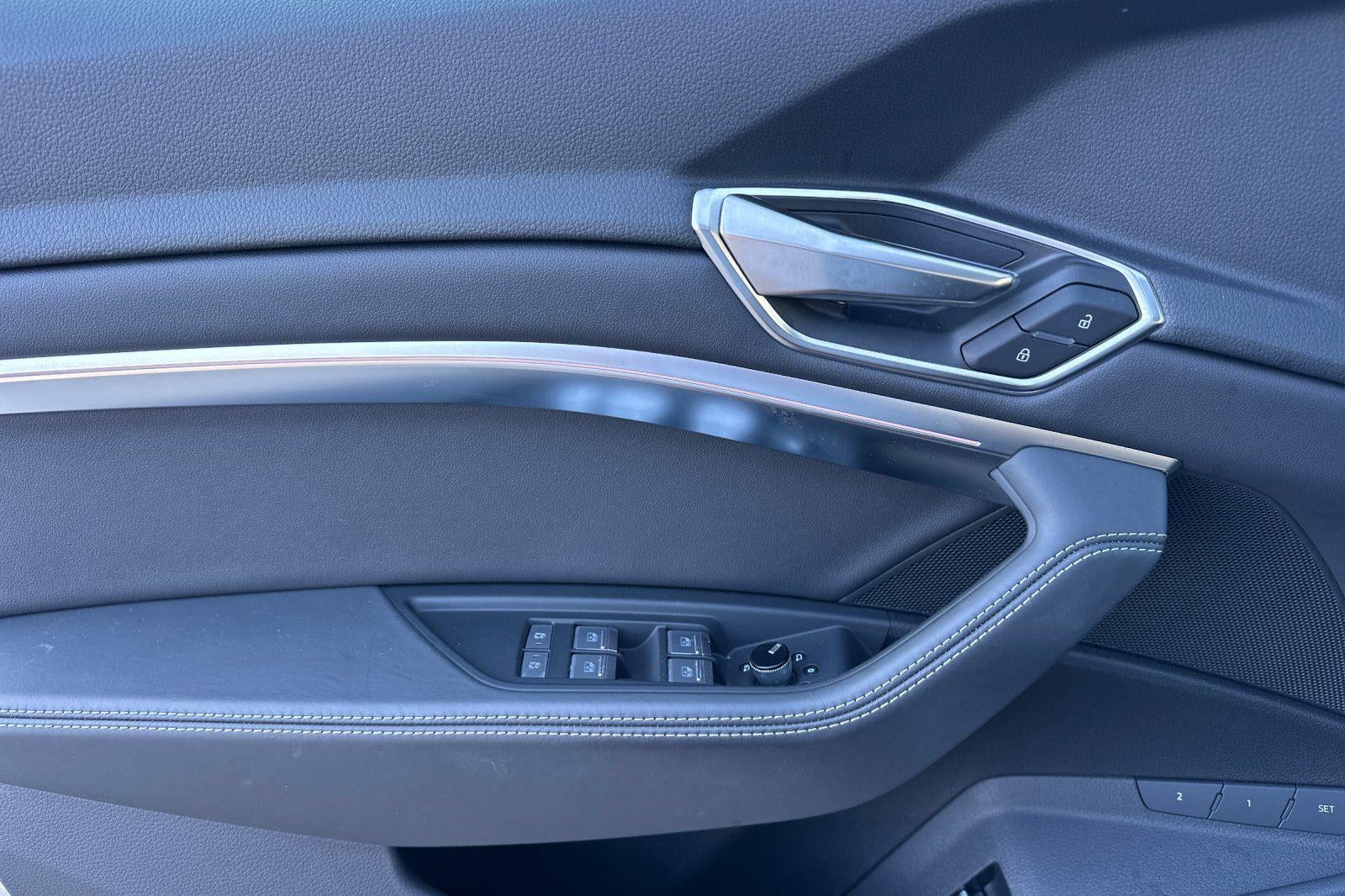 2024 Audi Q8 e-tron Prestige