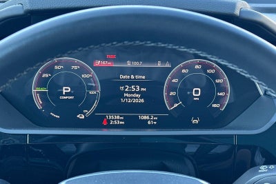 2024 Audi Q8 e-tron Prestige