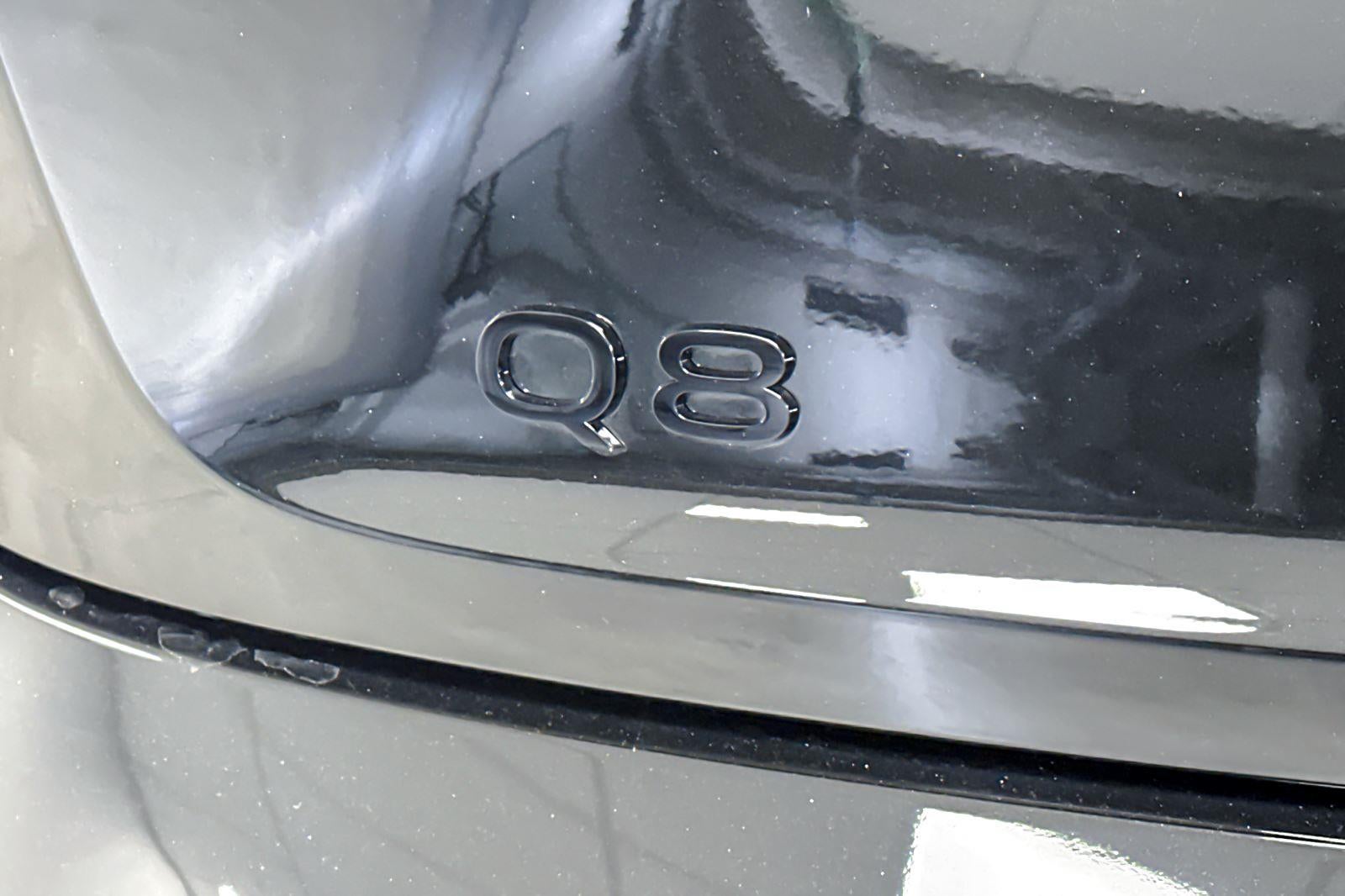 2024 Audi Q8 e-tron Prestige