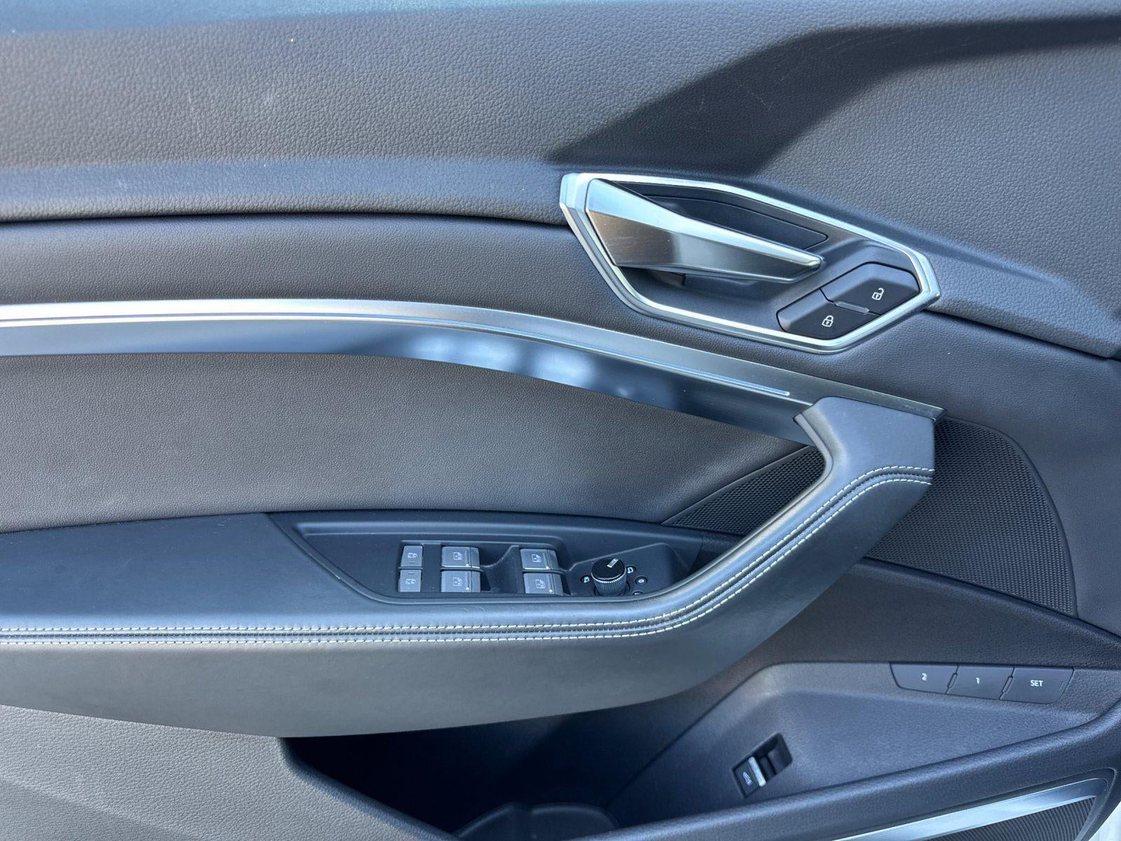 2024 Audi Q8 e-tron Prestige