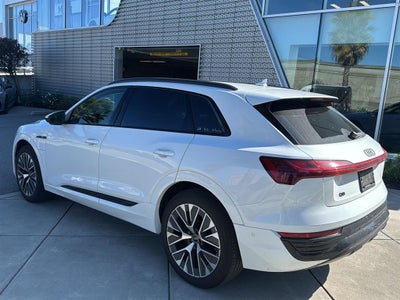 2024 Audi Q8 e-tron Prestige