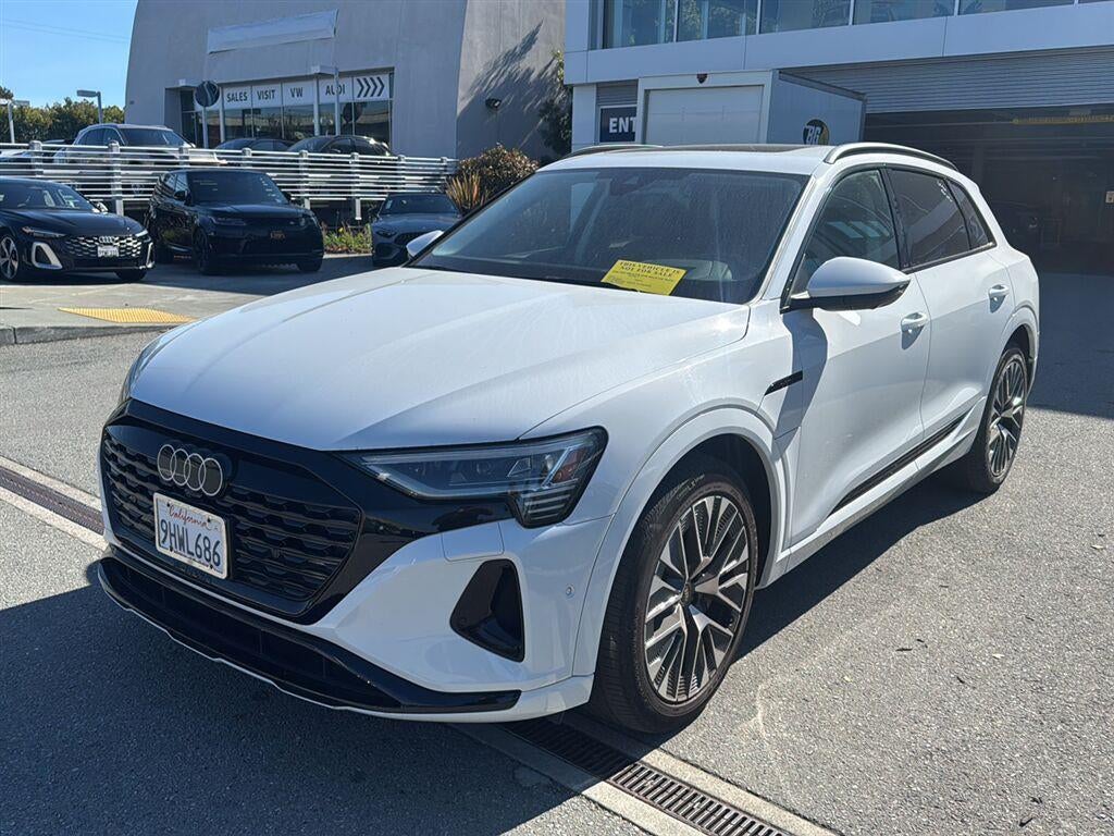 2024 Audi Q8 E-Tron Prestige