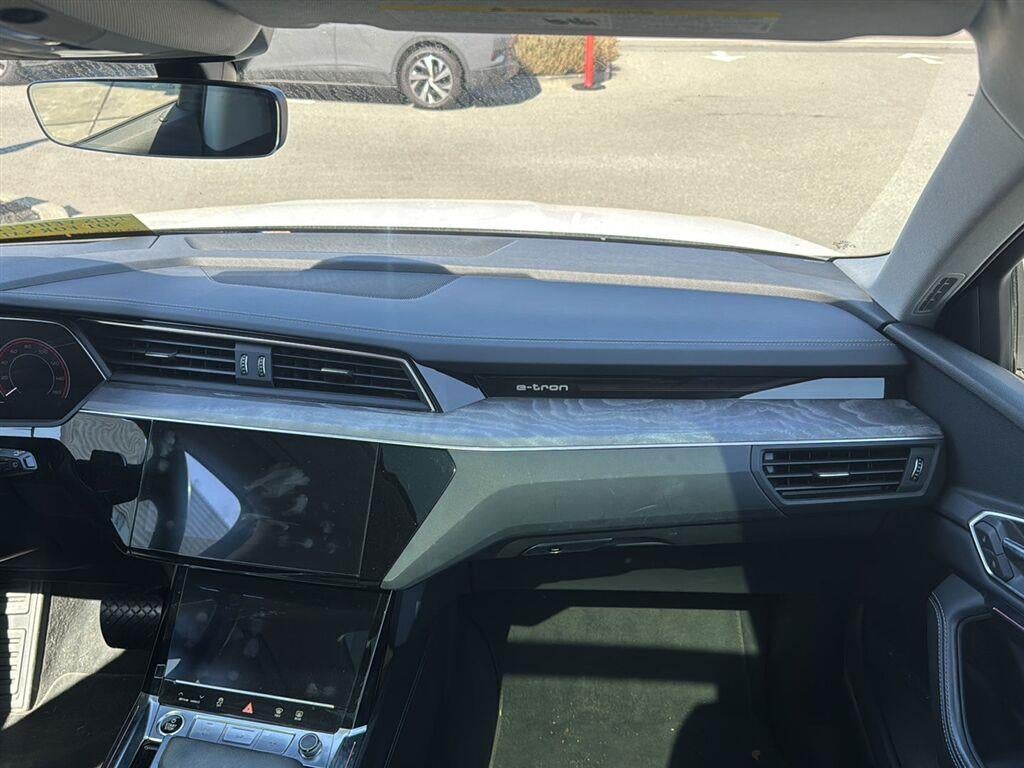 2024 Audi Q8 E-Tron Prestige