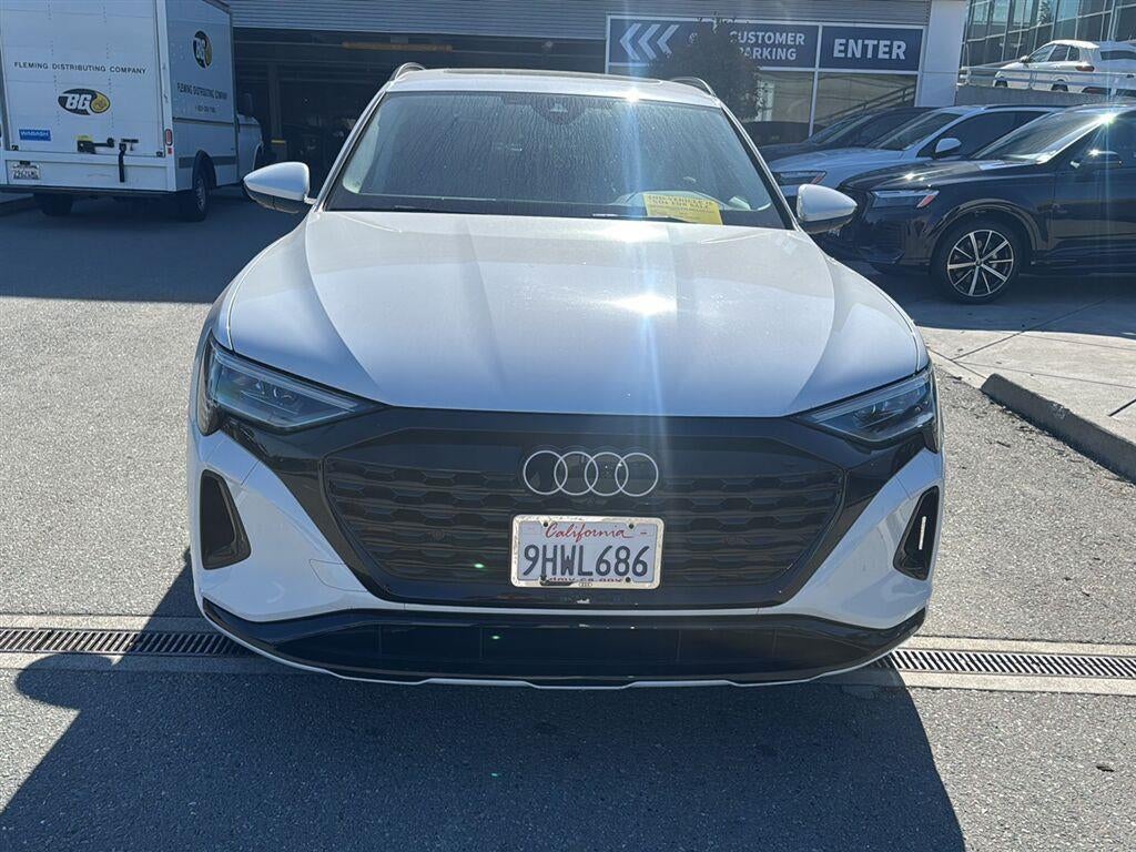 2024 Audi Q8 E-Tron Prestige