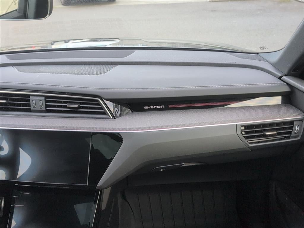 2024 Audi SQ8 e-tron Prestige