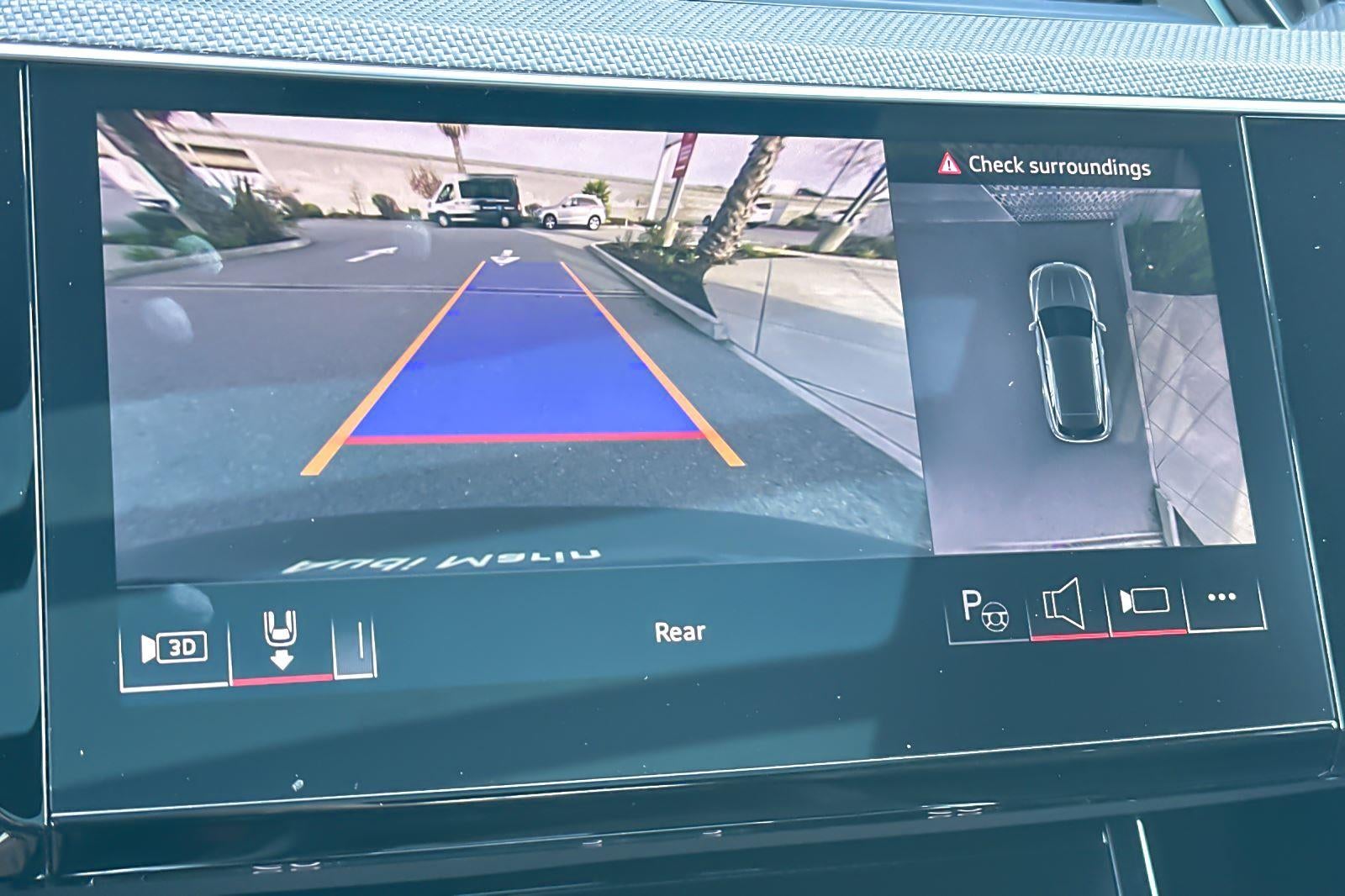 2024 Audi SQ8 e-tron Prestige