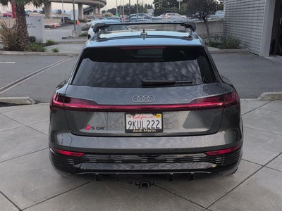 2024 Audi SQ8 e-tron Prestige