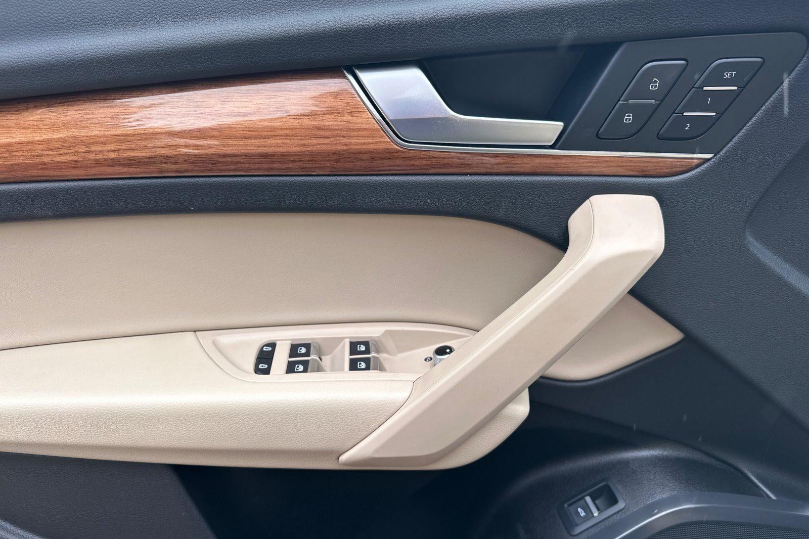 2023 Audi Q5 Premium