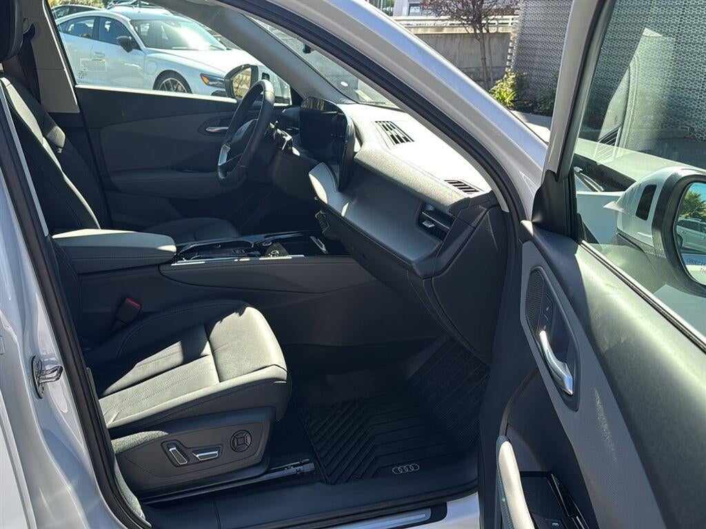 2026 Audi Q3 S line
