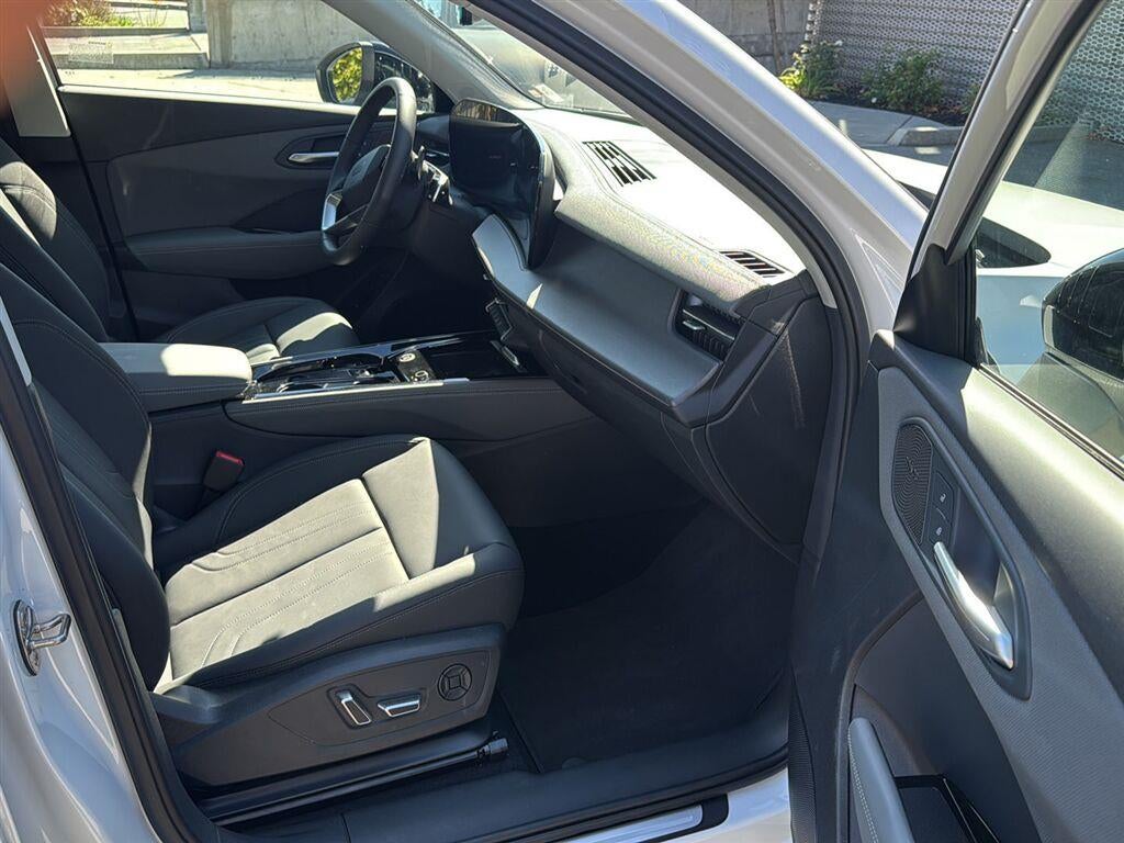 2026 Audi Q3 S line