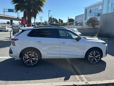 2026 Audi Q3 S line