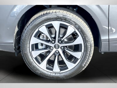 2026 Audi Q3 S line