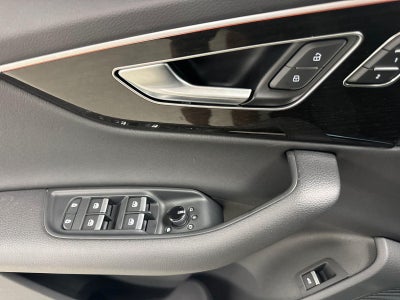 2026 Audi Q7 Premium