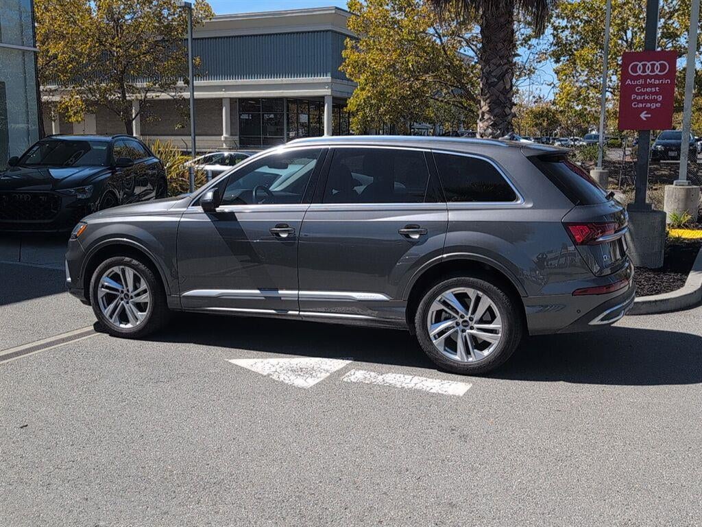 2023 Audi Q7 Premium