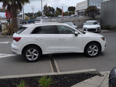 2019 Audi Q3 Premium