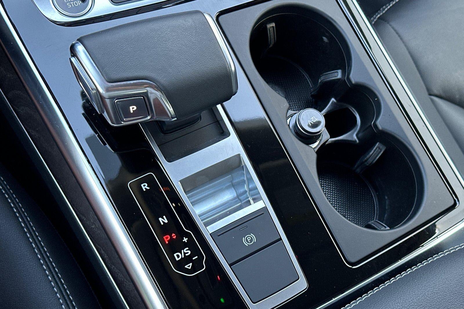 2023 Audi Q8 Premium