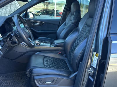 2022 Audi SQ7 Premium Plus