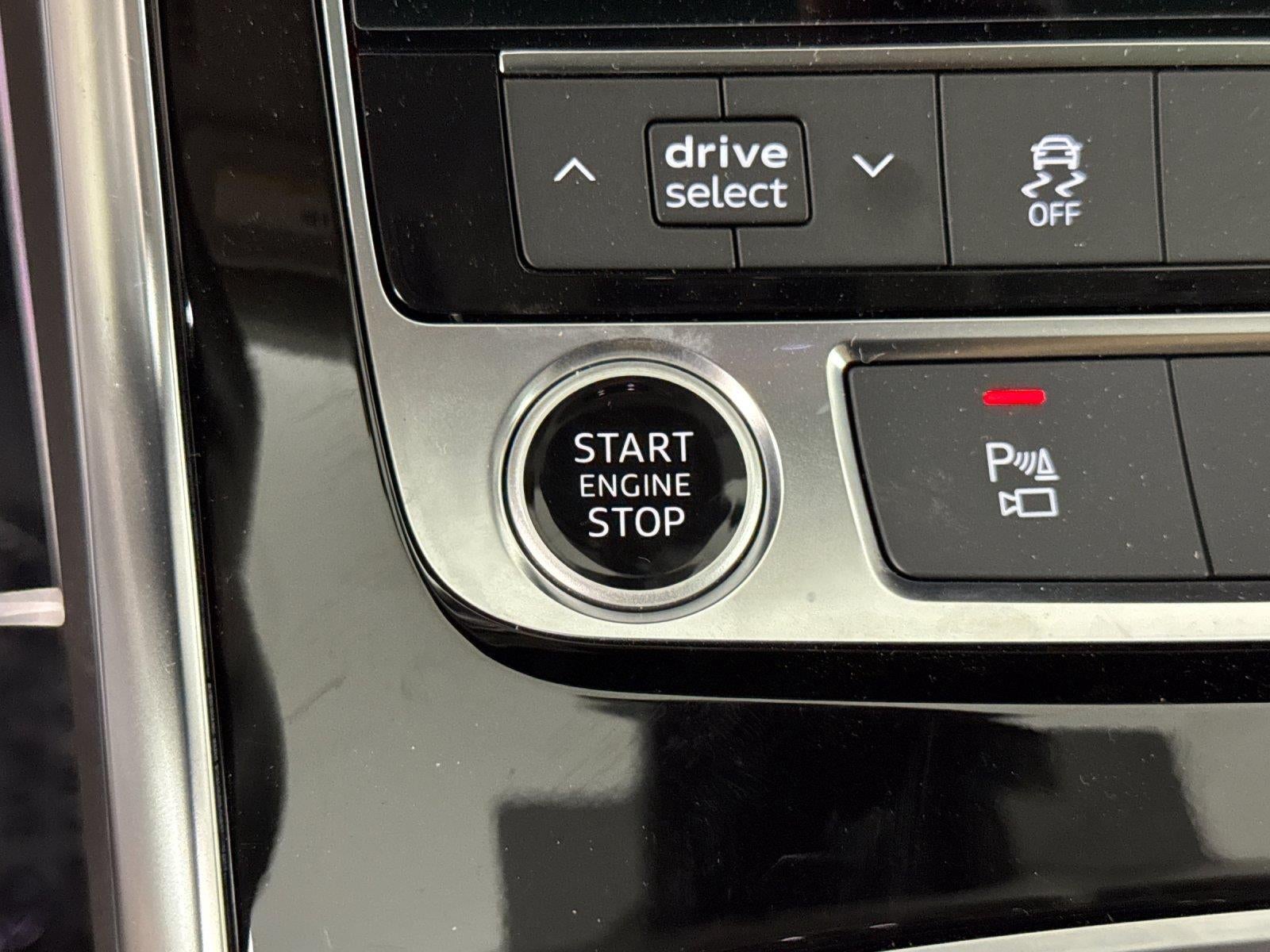 2024 Audi Q8 Premium Plus