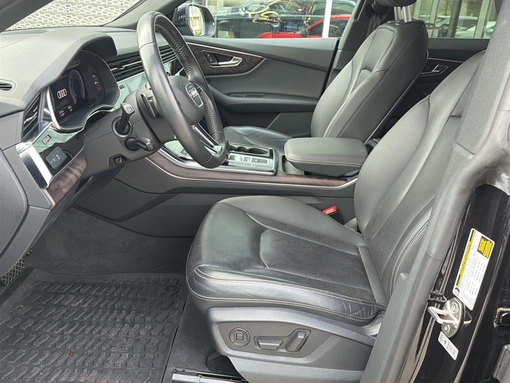 2019 Audi Q8 Premium Plus