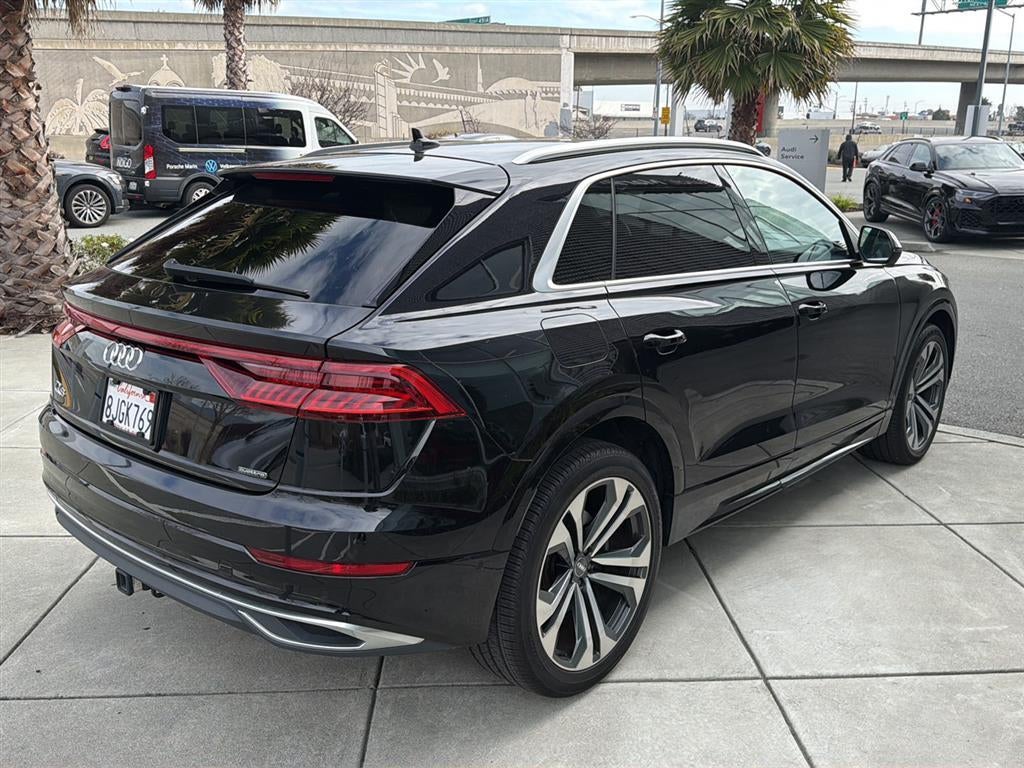 2019 Audi Q8 Premium Plus