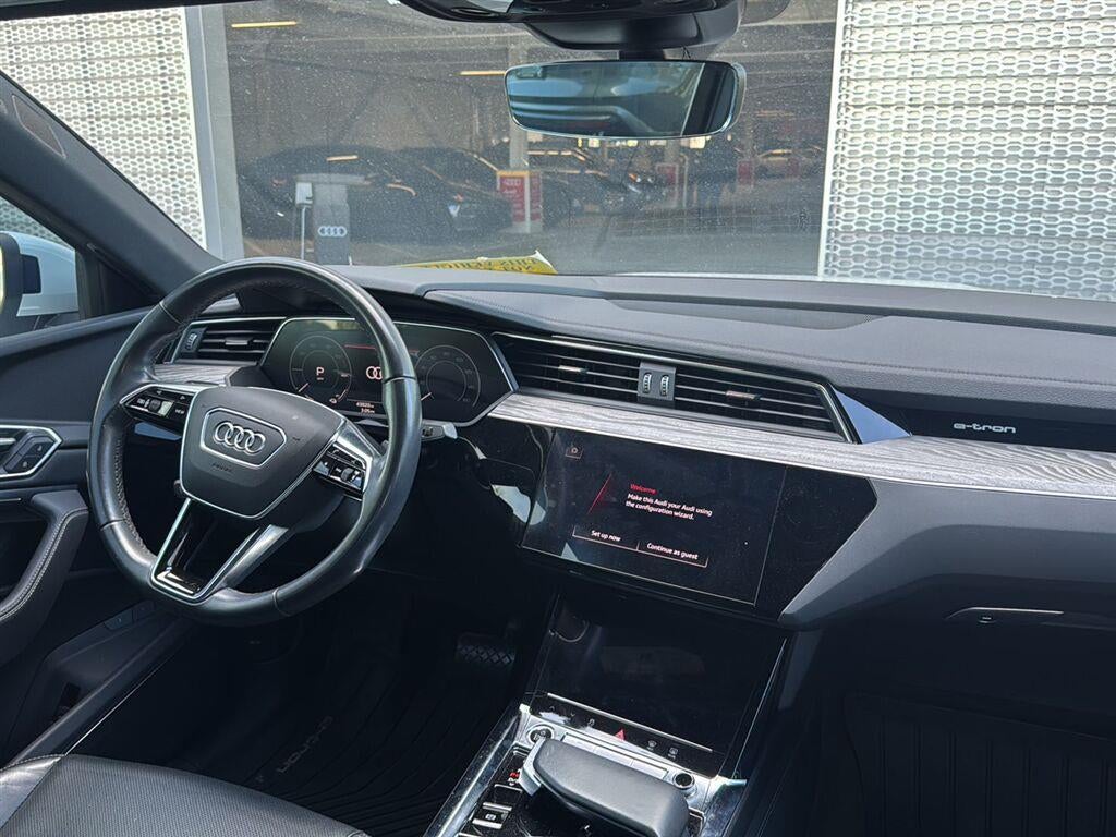 2024 Audi Q8 E-Tron Sportback S line Premium Plus