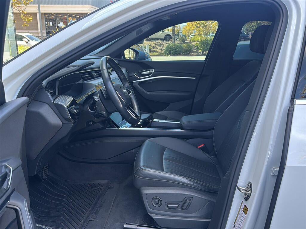 2024 Audi Q8 E-Tron Sportback S line Premium Plus