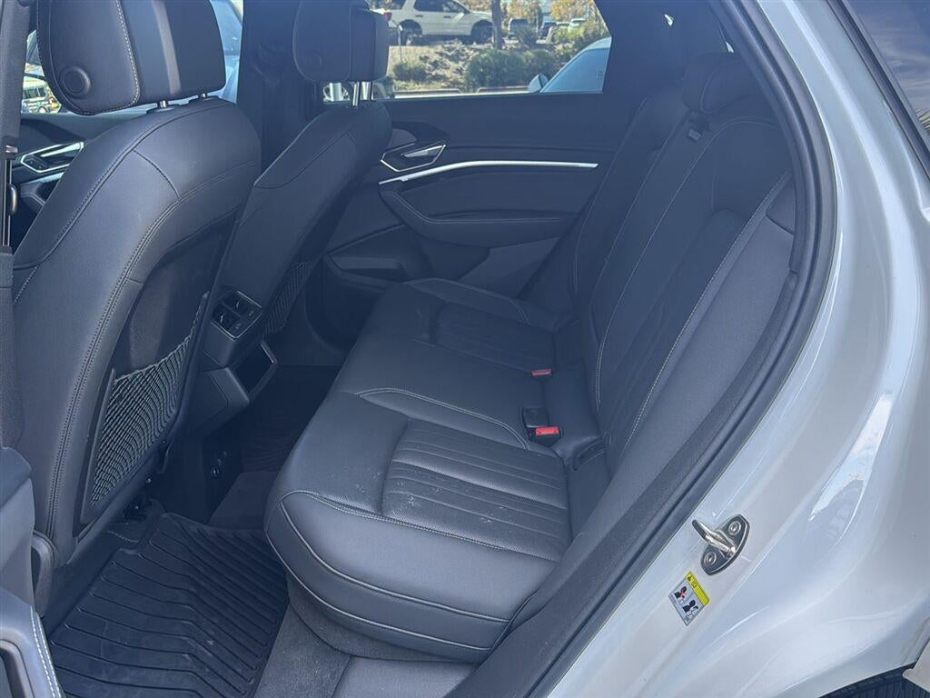 2024 Audi Q8 E-Tron Sportback S line Premium Plus
