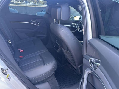2024 Audi Q8 E-Tron Sportback S line Premium Plus