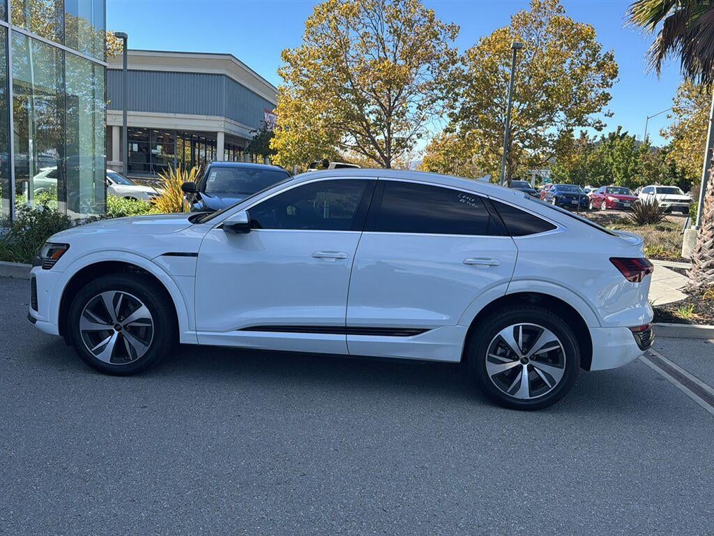 2024 Audi Q8 E-Tron Sportback S line Premium Plus