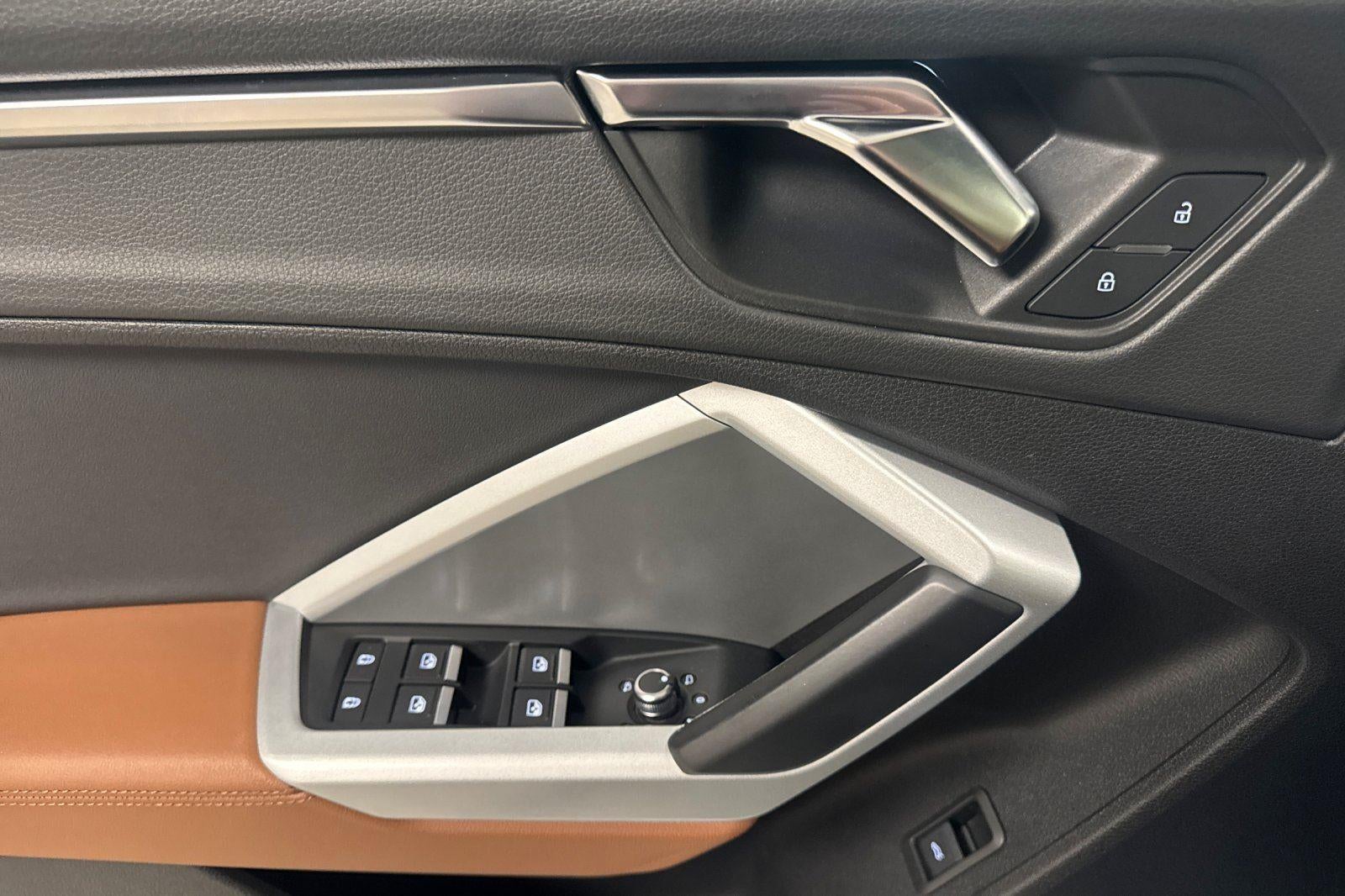 2021 Audi Q3 S line Premium