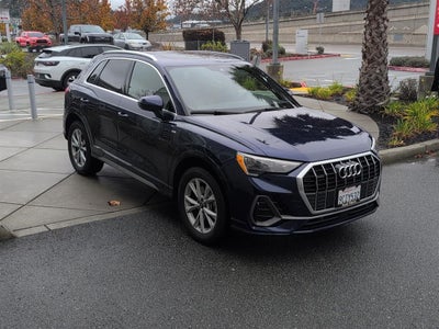 2022 Audi Q3 S line Premium