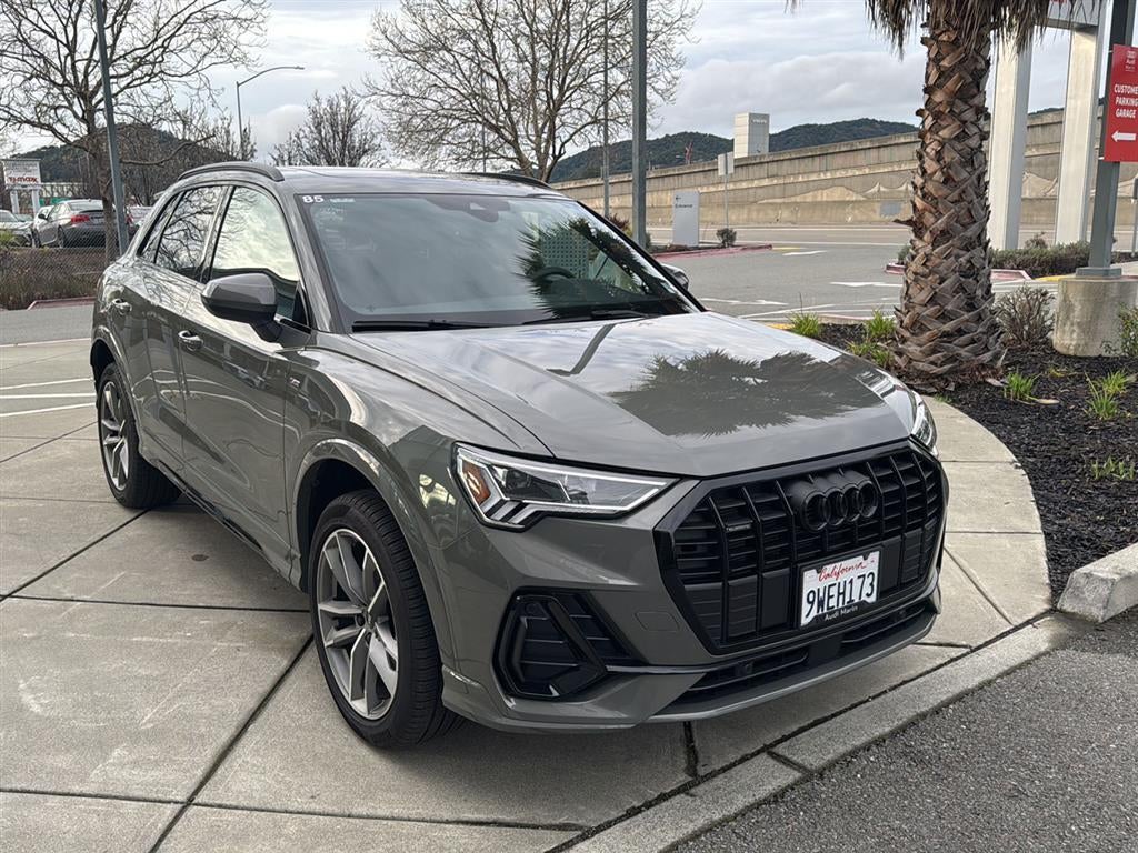 2025 Audi Q3 S line Premium
