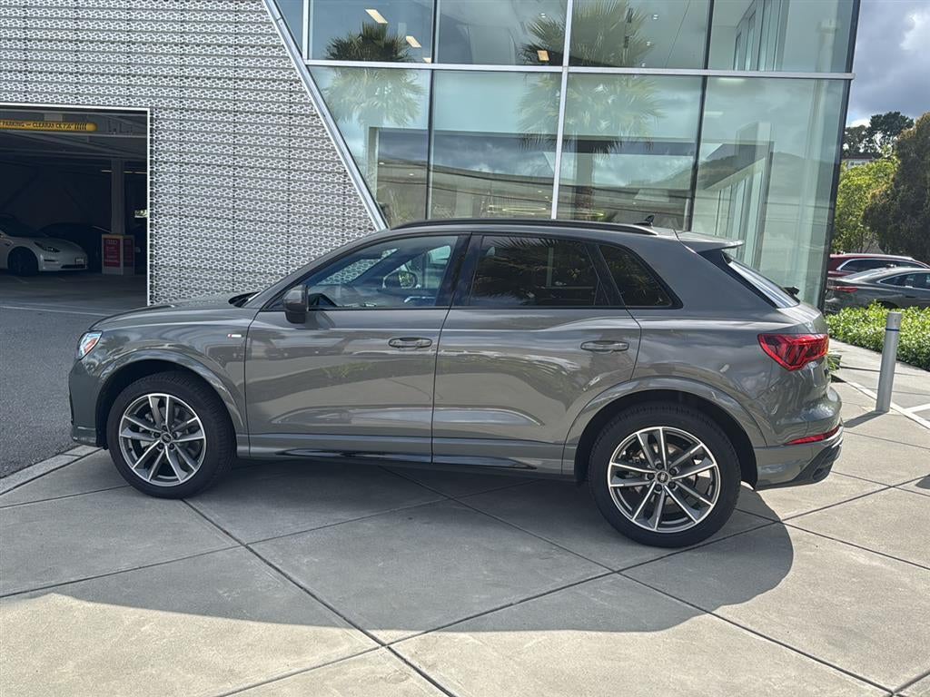 2025 Audi Q3 S line Premium