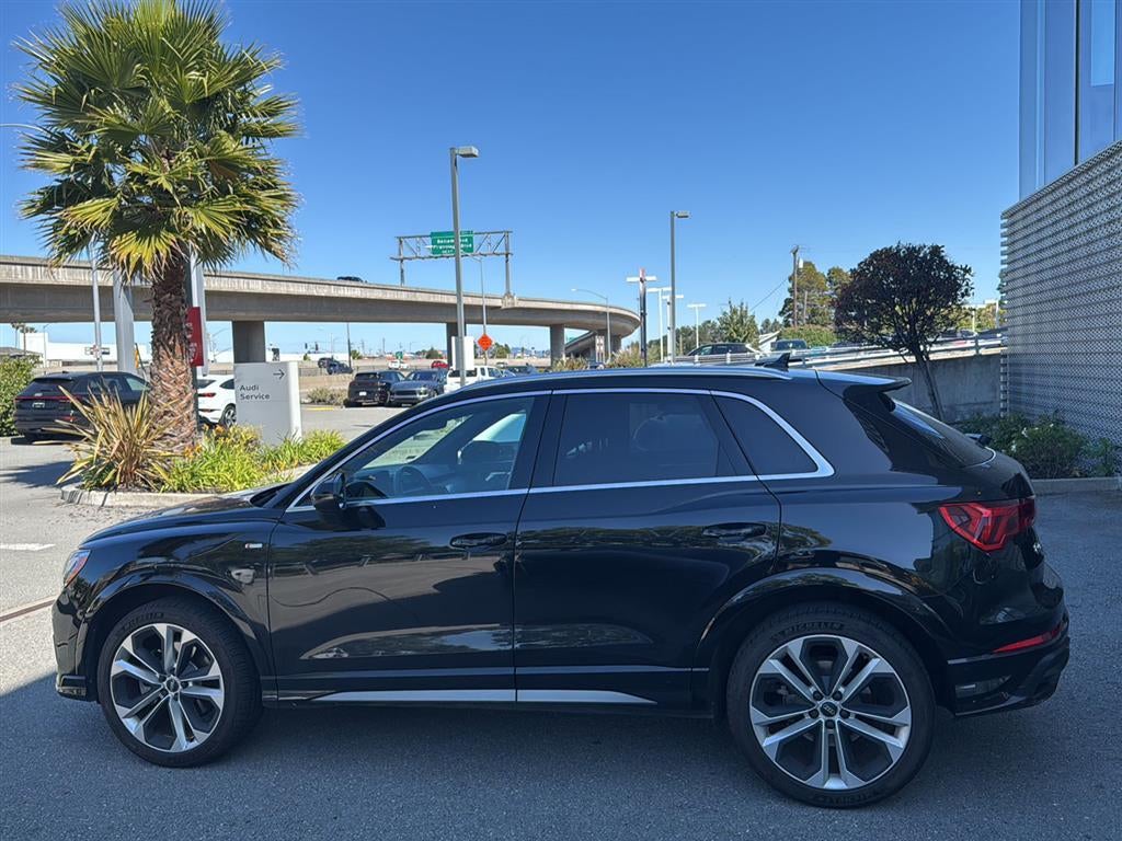 2021 Audi Q3 S line Premium