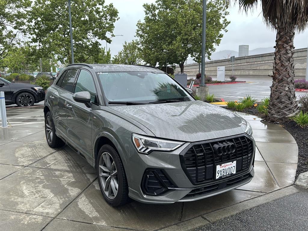 2025 Audi Q3 S line Premium