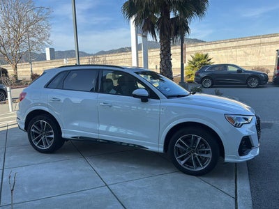 2025 Audi Q3 S line Premium