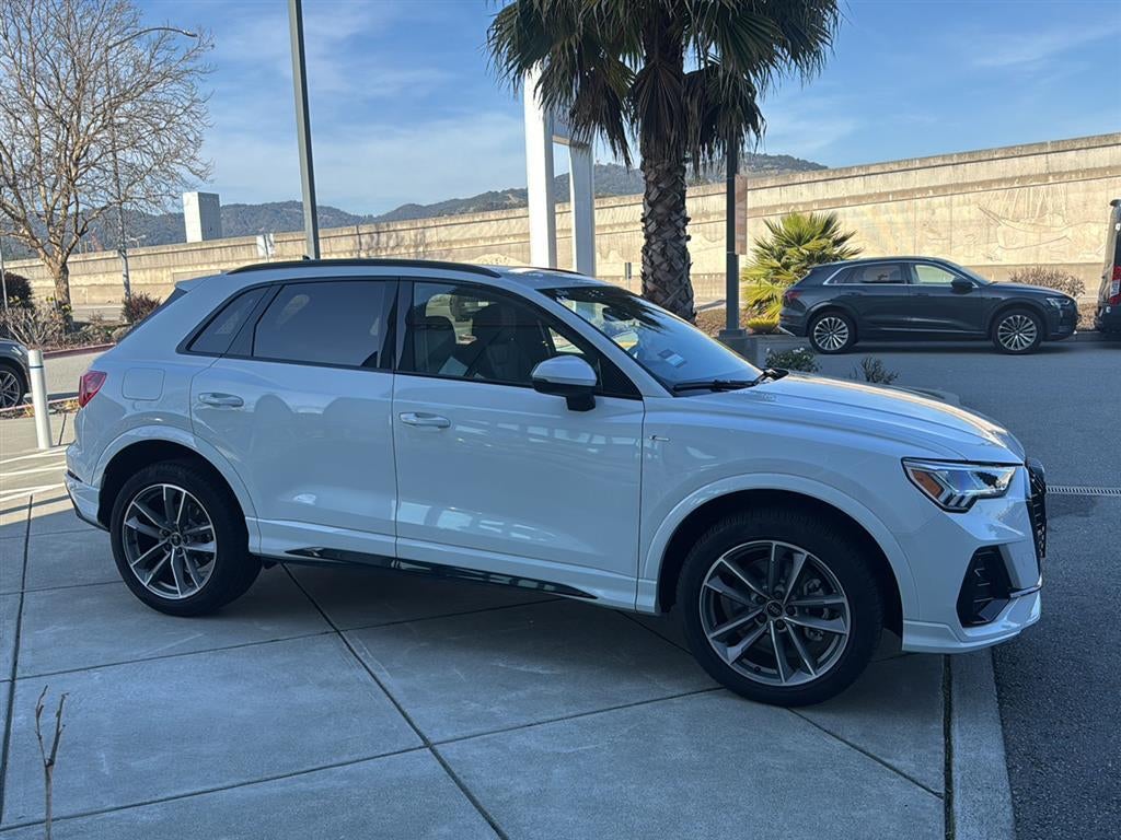 2025 Audi Q3 S line Premium