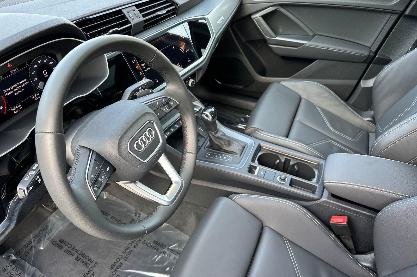 2025 Audi Q3 S line Premium