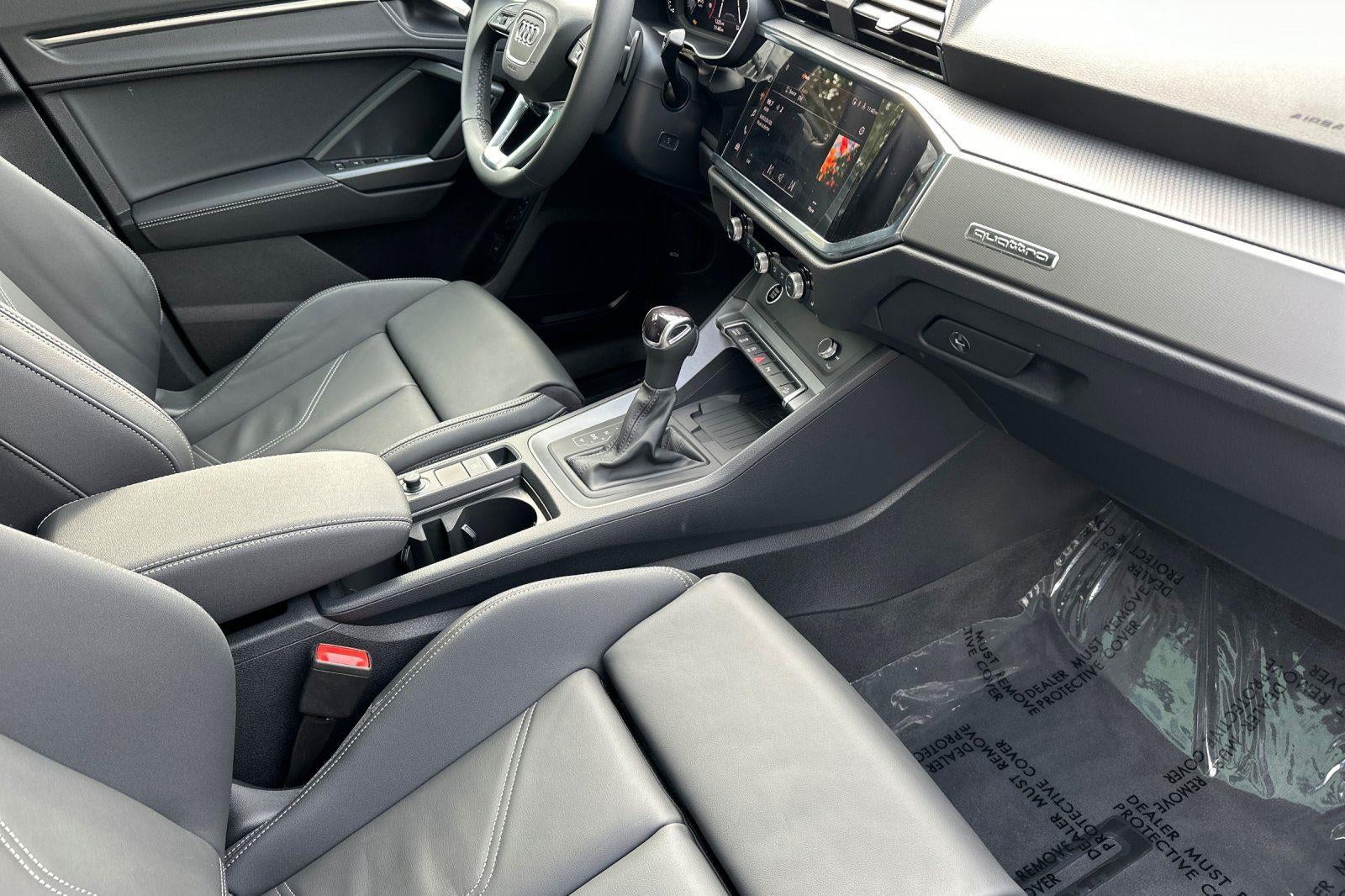 2025 Audi Q3 S line Premium