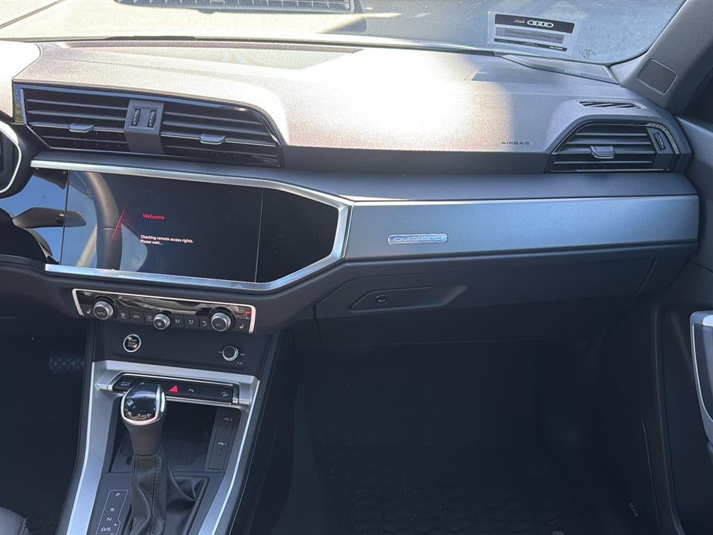 2025 Audi Q3 S line Premium