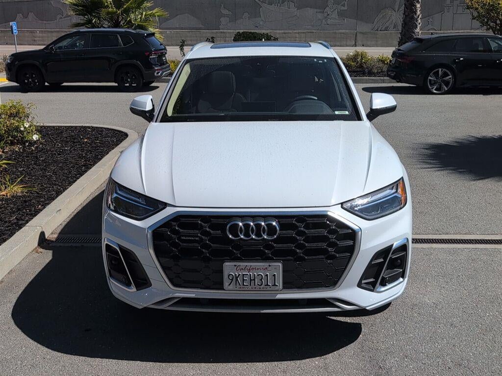 2024 Audi Q5 S line Premium Plus