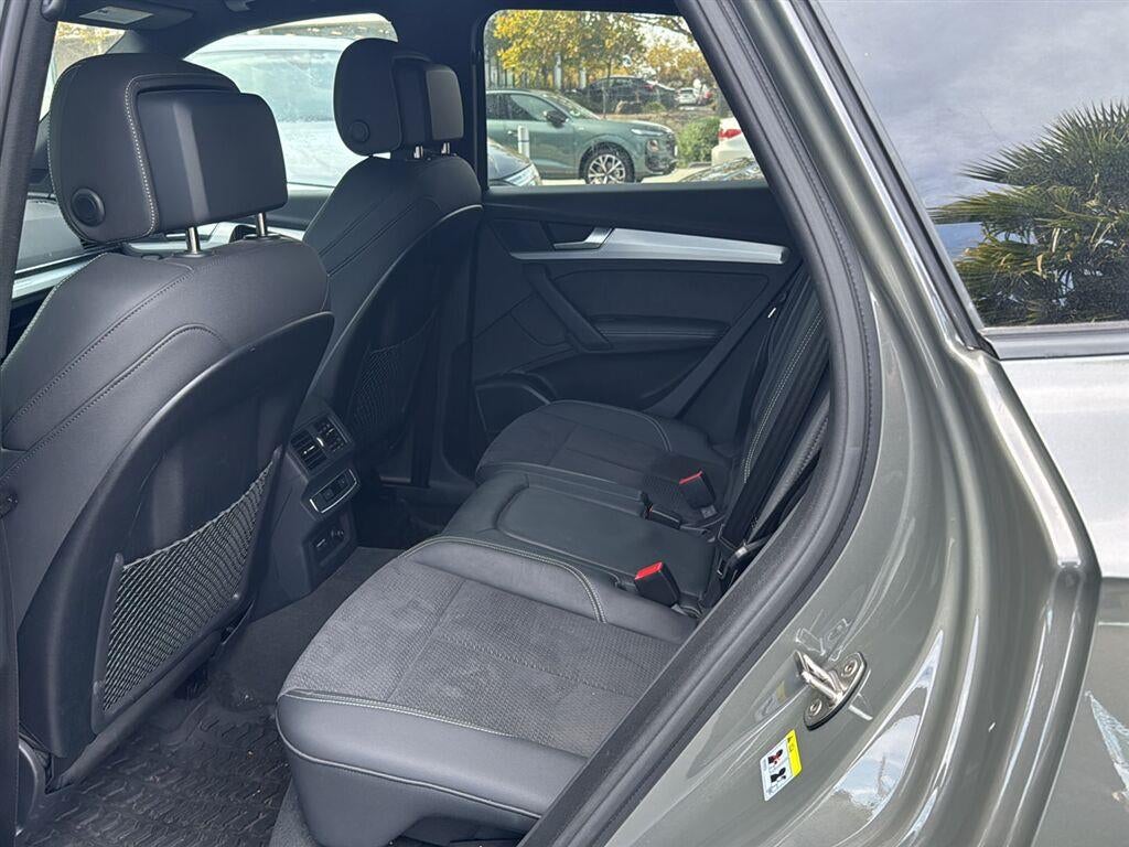 2023 Audi Q5 S line Premium Plus