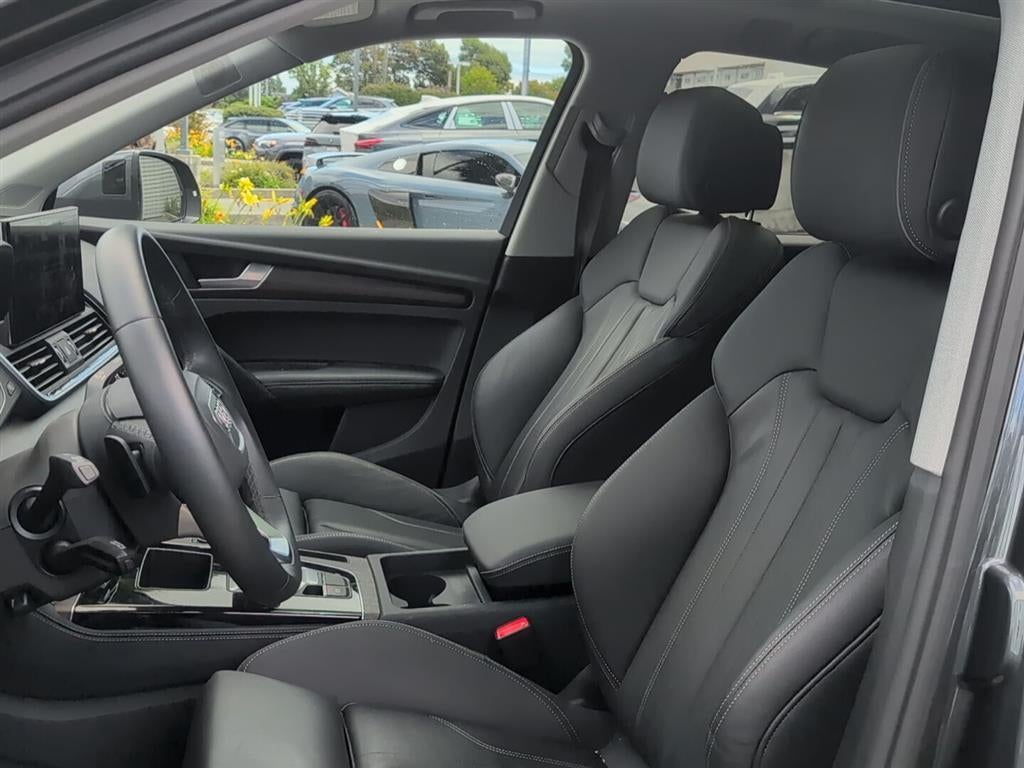 2024 Audi Q5 S line Premium Plus
