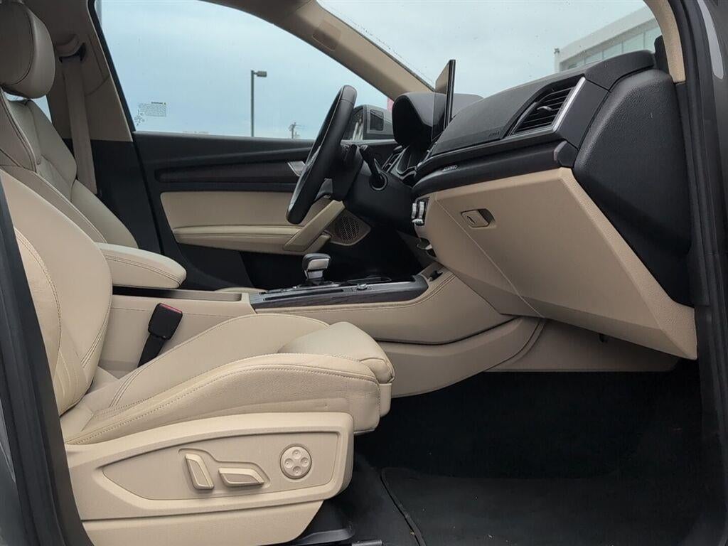 2024 Audi Q5 S line Premium Plus
